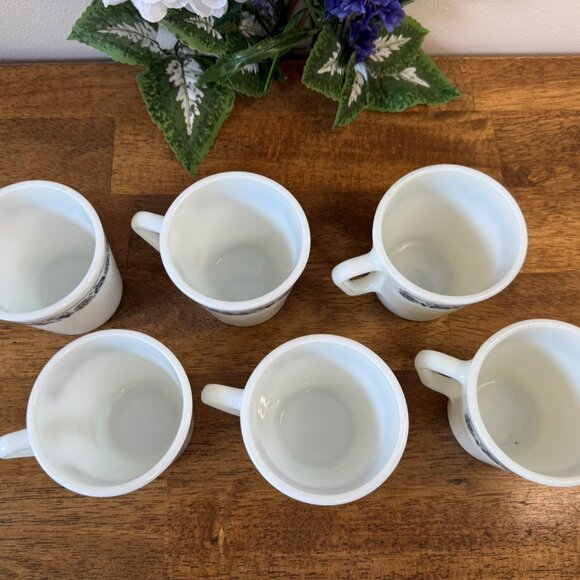 Vintage Corelle Old Town Blue Mugs Set 6 Fire King Style Milk Glass Floral Cups - Picture 5 of 5